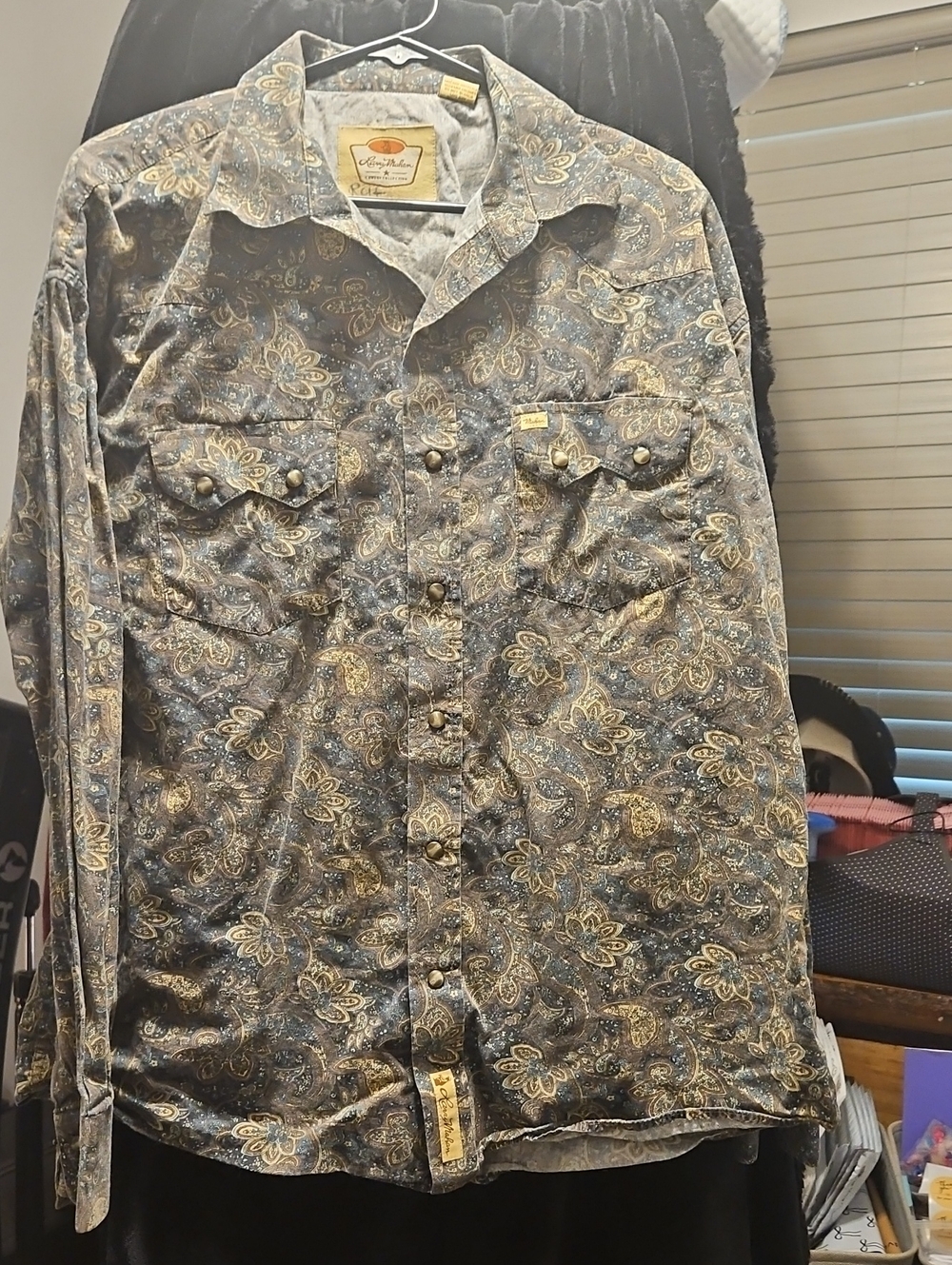 Vintage-Style Paisley Button-Front Shirt - Blue/Beige